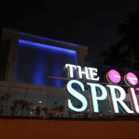 Hotel The Spring Madrás Exterior foto